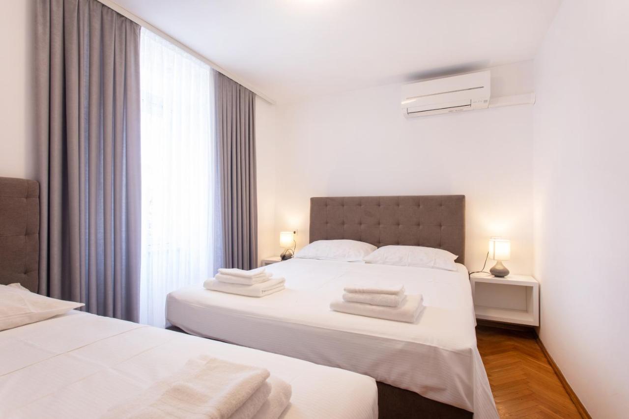 Apartmaji Pri Perotu Ізола Екстер'єр фото